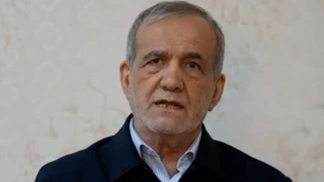 Presidente do Irã fala em ‘vingança’ e que morte de líder é ‘declaração de guerra contra muçulmanos’