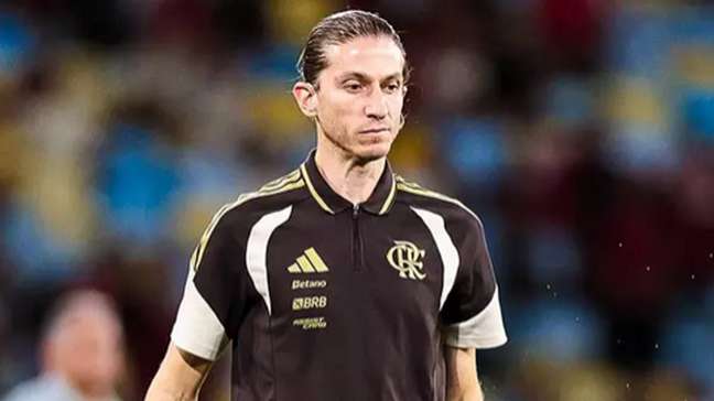 ‘Dei minha vida pelo Flamengo’, disse Filipe Luís em última coletiva pelo clube