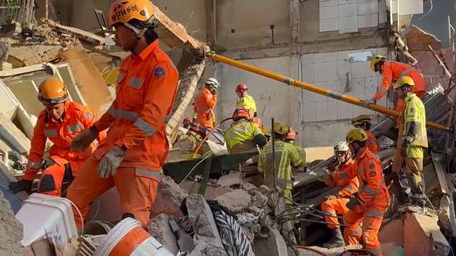 Lar de idosos desaba em BH, deixa um morto e vários soterrados