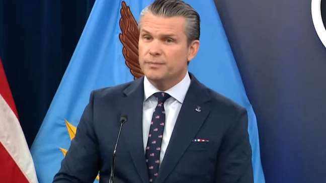 Secretário de Guerra dos EUA diz que líder supremo do Irã está ‘ferido' e 'desfigurado’