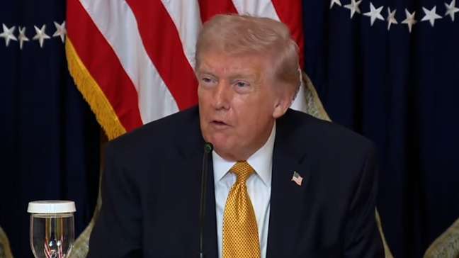 Trump diz que não sabe se líder do Irã está morto: 'Ainda não apareceu'