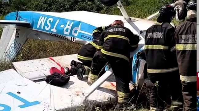 Aeronave cai em aeroclube de Manaus e deixa uma pessoa morta