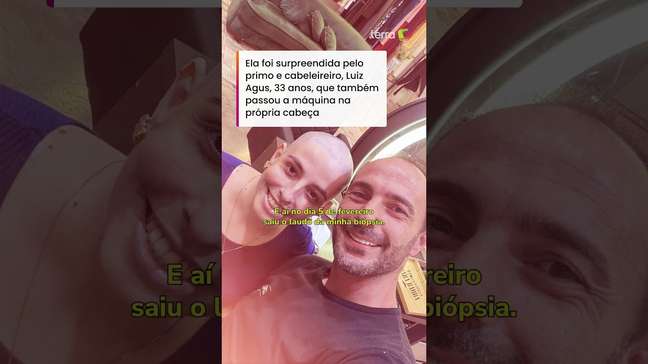 Jovem de 29 anos que enfrenta câncer raspa cabelo e é surpreendida por cabeleireiro #shorts