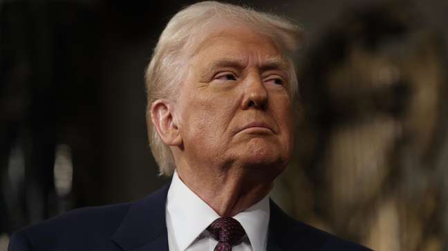 Trump diz que Irã pediu cessar-fogo, mas governo iraniano nega: ‘Sem fundamento’