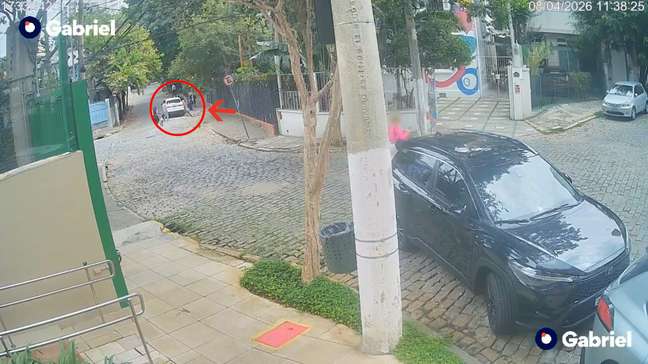 Motorista de aplicativo é preso após arrastar boliviana por 300 metros em SP