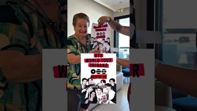 Avó fã do BTS é surpreendida pela neta com ingresso para o show em São Paulo #shorts