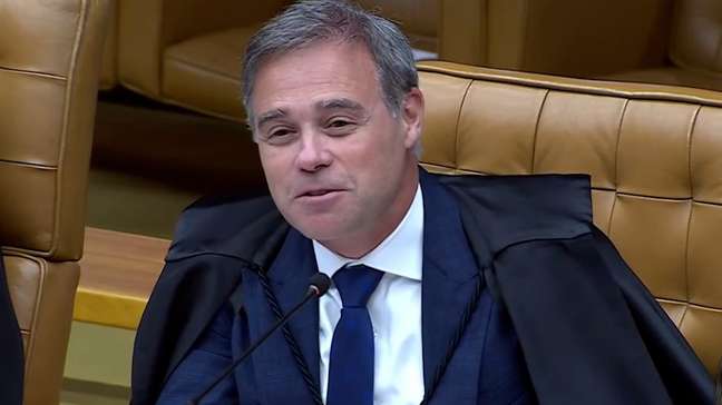 Mendonça esquece aniversário de Cármen Lúcia e se desculpa: 'Meus maiores pecados'