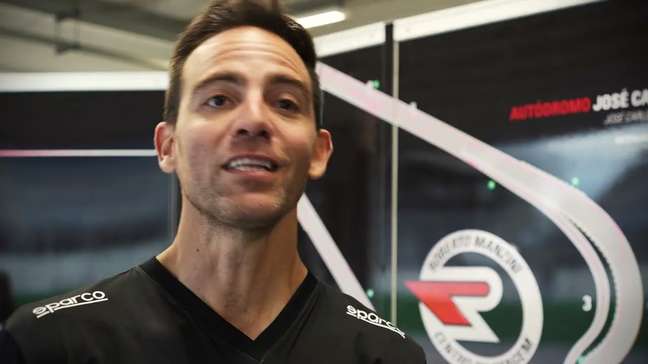 Campeões da E-Stock vivenciam curso de pilotagem esportiva na Driver's School