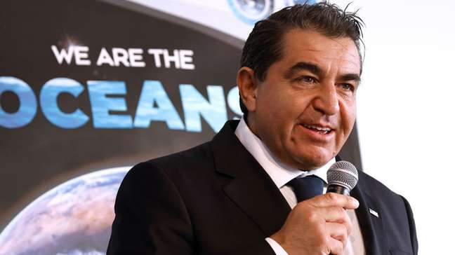 Brasileiras são programadas para arrumar confusão, diz conselheiro de Trump