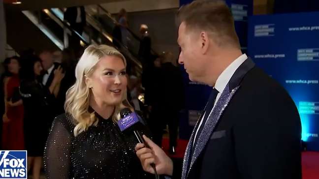 Porta-voz da Casa Branca viraliza por declaração dada antes de tiroteio em jantar com Trump; entenda