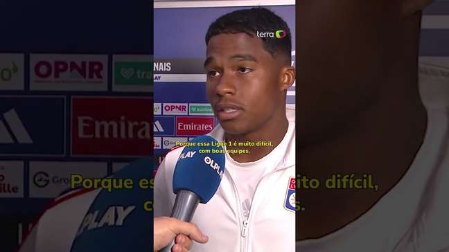 Orgulho da tradutora! Endrick impressiona com francês fluente e ganha elogio até de repórter