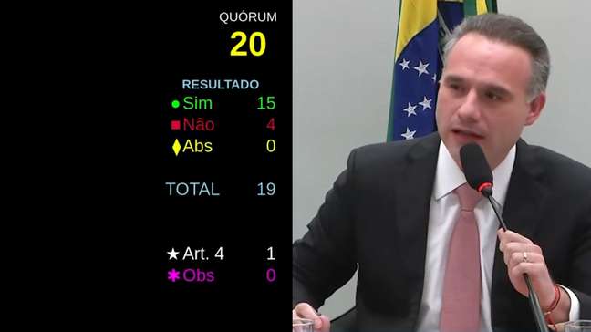 Conselho de Ética aprova suspensão de deputados por ocupação da Mesa Diretora da Câmara