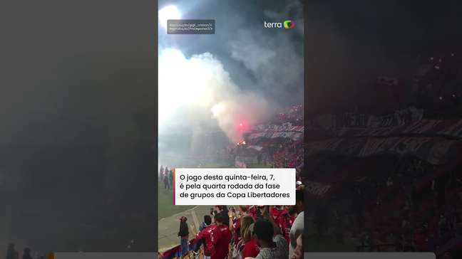 Confusão interrompe jogo do Flamengo e Independiente de Medellín na Libertadores #shorts