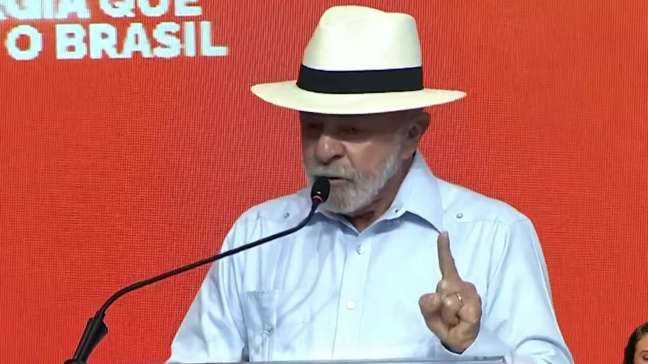 Lula diz ter falado a Trump em reunião na Casa Branca: 'Não quero guerra com você'