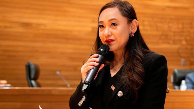 Prefeita da Califórnia renuncia após admitir ser agente da China