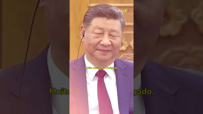"É uma honra ser seu amigo", diz Trump para Xi Jinping durante encontro na China #shorts