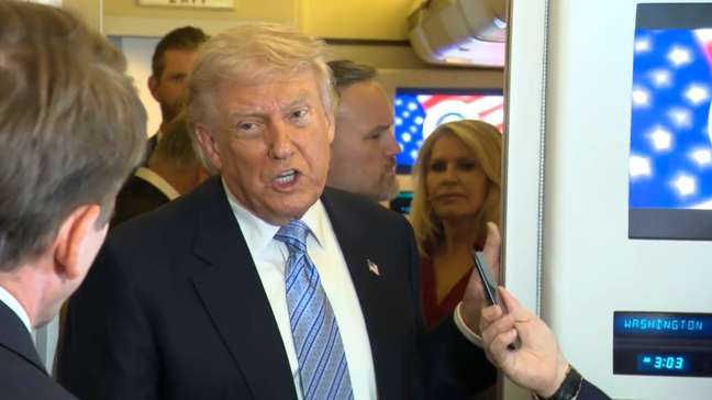 Trump diz que não revelou a Xi Jinping se defenderia Taiwan em caso de ataque da China