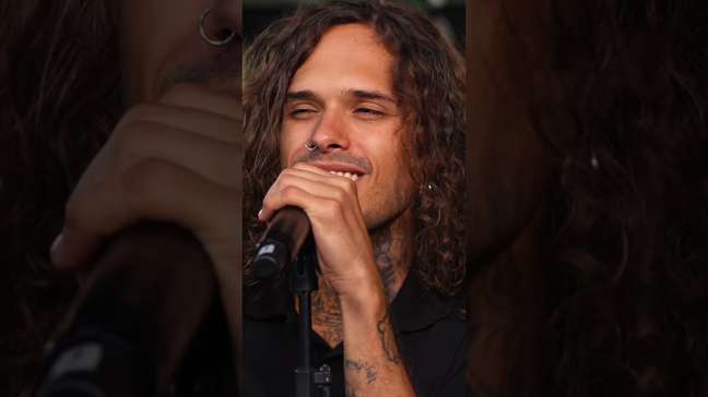 Vitão cantando "O Sol Se Foi" vai mudar o seu dia!