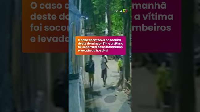 Mulher é 'engolida' por bueiro após tampa ceder no Rio de Janeiro #shorts