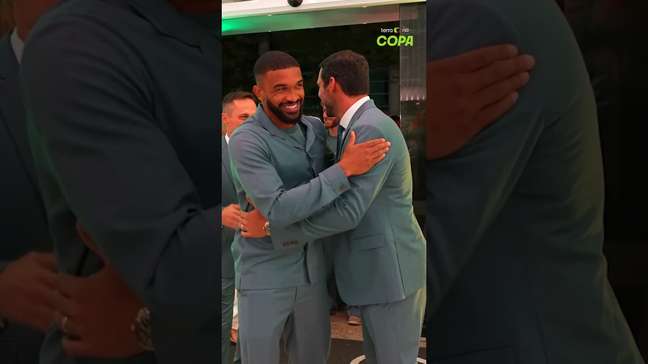Seleção se despede dos funcionários da CBF antes de viajar para os EUA #shorts