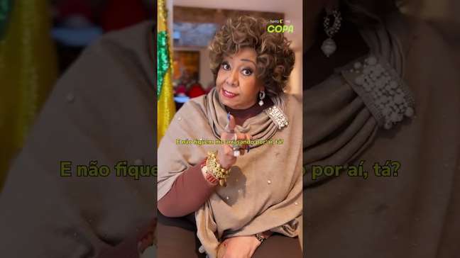 Alcione se pronuncia sobre falha em execução do Hino Nacional no Maracanã: 'Acabando comigo' #shorts