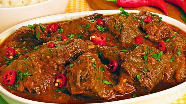 7 cortes que deixam a carne panela muito mais saborosa