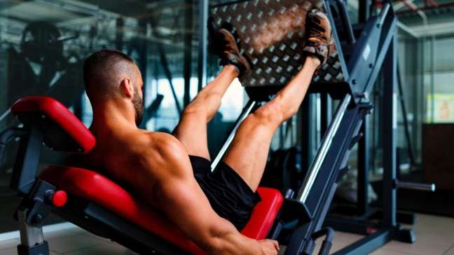 Esses são os melhores exercícios para pernas: construa um corpo forte e potente!