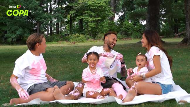 Neymar e Bruna Biancardi anunciam gravidez e revelam sexo do bebê; confira