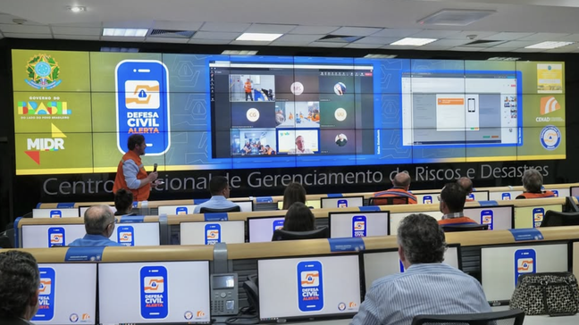 ‘Misantropia’: Governo manda PF investigar invasão que gerou falso aviso de alerta extremo