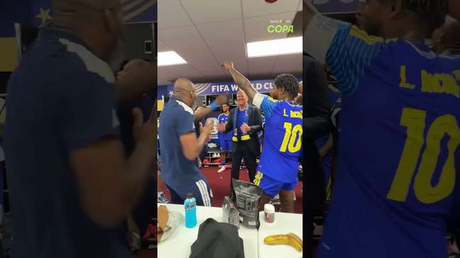 Rei e rainha da Holanda caem na dança com jogadores de Curaçao após empate histórico na Copa #shorts