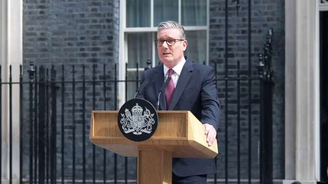 Primeiro-ministro do Reino Unido, Keir Starmer, renuncia ao cargo: ‘Colocar em 1º lugar o país que amo’