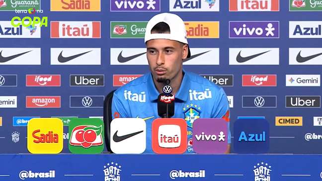 'Tá num nível muito alto', diz Martinelli sobre retorno de Neymar aos treinos