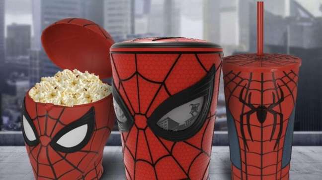 Vai uma pipoca? Relembre os baldes temáticos mais icônicos do cinema