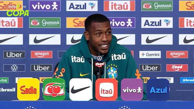 Rayan revela que assessora do Bournemouth foi a jogo do Brasil só para vê-lo jogar: 'Carinho'