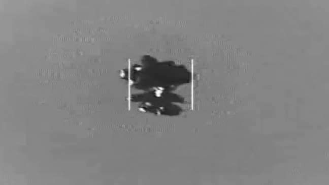 EUA liberam novo lote de fotos e vídeos secretos de OVNIs