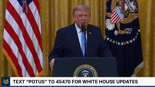 Trump acusa China de acessar dados de 220 milhões de eleitores e interferir nas eleições dos EUA