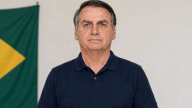 Em vídeo feito por IA, Bolsonaro reforça que Flávio foi escolha dele: 'Sangue do meu sangue'