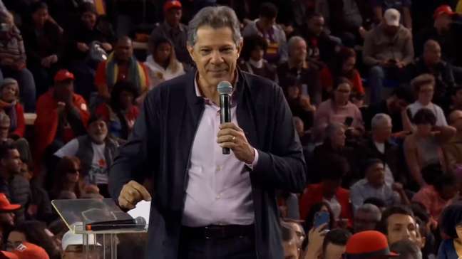 Haddad diz que PM de SP está 'contaminada pelo crime organizado' após gestão Tarcísio