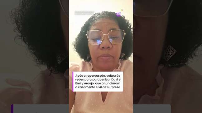 Mãe de Davi Brito chora ao descobrir casamento do filho pelas redes sociais