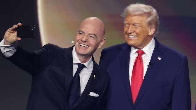 Trump nega ter conversado com Infantino sobre proposta da Fifa para venda de ações