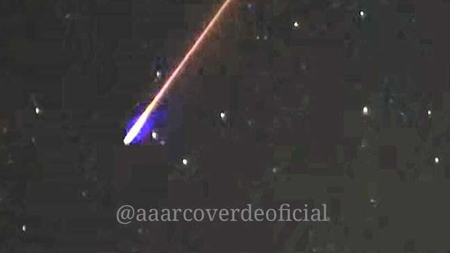 Chuva de meteoros é vista no céu de Pernambuco; veja fotos