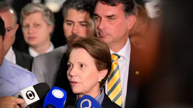 PP anuncia neutralidade na eleição e frustra plano de Flávio Bolsonaro para vice