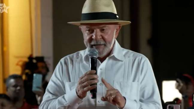Lula compara Mundial à reeleição: 'Essa é minha sétima Copa do Mundo'