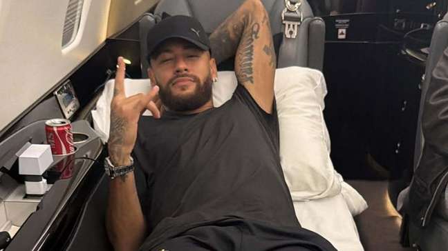 Neymar desabafa após polêmica em campo: 'Existe diferença entre crítica e perseguição'