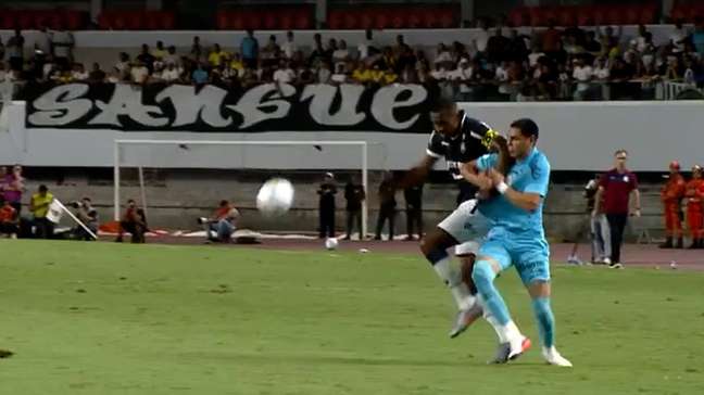 CBF divulga áudio do VAR sobre expulsão polêmica de Marllon do Remo