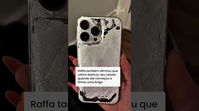 Raffa Rarbbie anunciou o fim do relacionamento com Latino e afirmou ter sofrido agressões #shorts