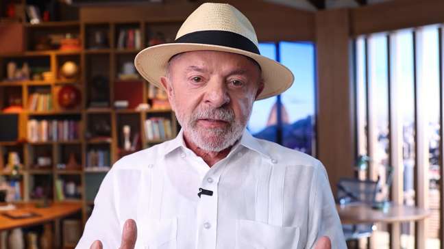 Lula divulga vídeo dizendo que Congresso aprovar fim da taxa das blusinhas é ‘questão de justiça’