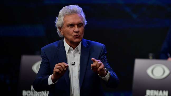 Caiado avalia debate e diz que Flávio Bolsonaro ‘não tem estatura moral para ser presidente’