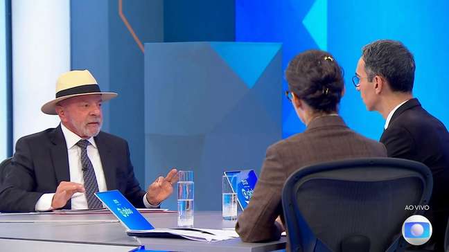 Lula após Tralli ler mensagem de investigação: 'Se eu pegasse seu celular só teria coisa correta?'