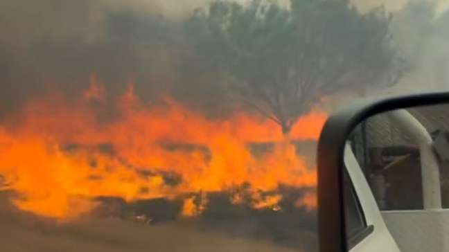 Segundo maior incêndio da história do norte do Texas já consome mais de 36,4 mil hectares; veja